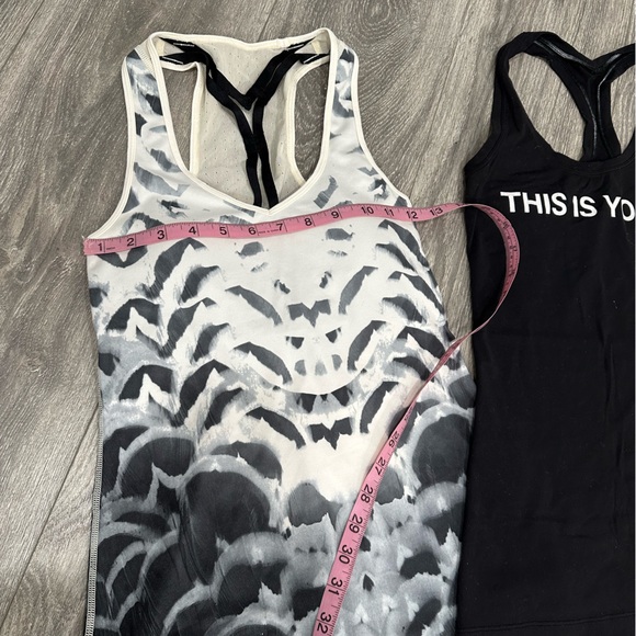 Bundle of two Lululemon Tank Top - Picture 4 of 7